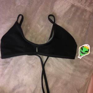 ❌CLOSET CLEAR OUT❌Black Jolyn Vent Top